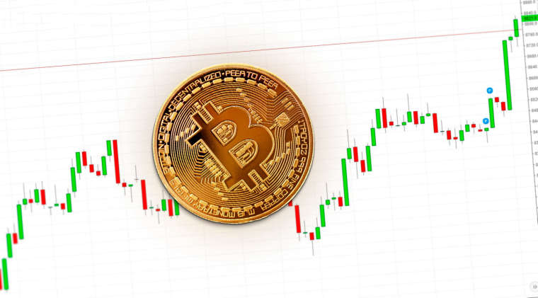 Bitcoin растет в ожидании завтрашнего решения SEC по двум ETF