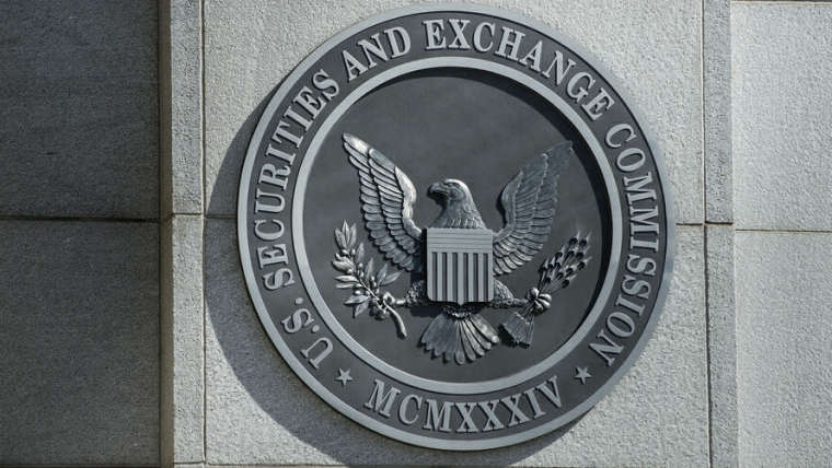 Глава SEC: Потенциальным биткоин-ETF еще нужно проделать определенную работу